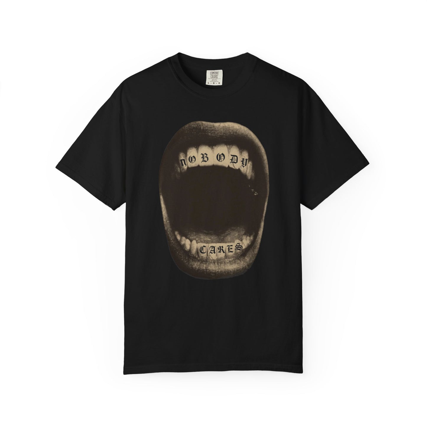 screaming tee